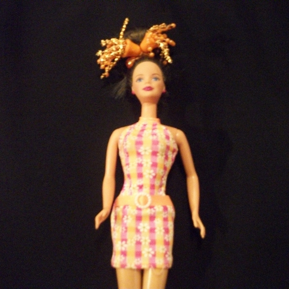 BARBIECORE BRUNNETTE BARBIE EXOTIC HAIRDO ORANGE OUTFIT1991